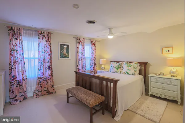 $825,000 | 2210 Sulgrave Avenue, Baltimore, MD 21209