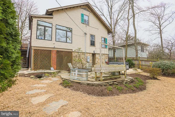 $825,000 | 2210 Sulgrave Avenue, Baltimore, MD 21209