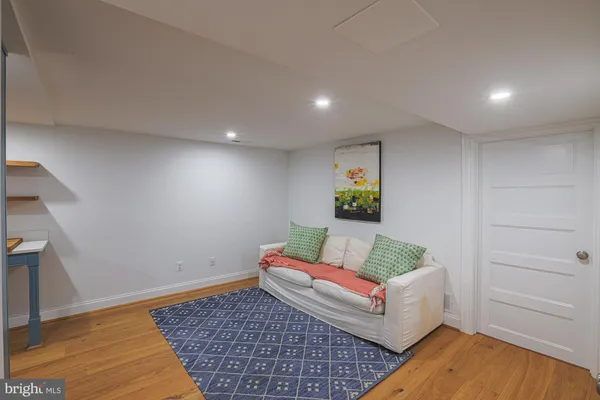 $825,000 | 2210 Sulgrave Avenue, Baltimore, MD 21209