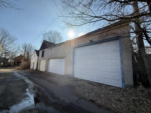 $274,900 | 1092 Edgerton Street, St. Paul, MN 55130