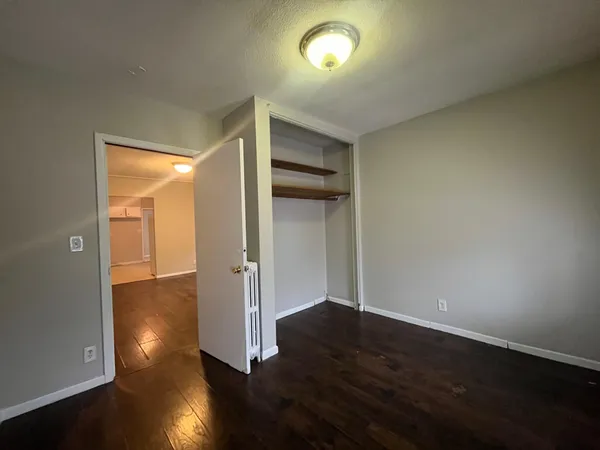 $274,900 | 1092 Edgerton Street, St. Paul, MN 55130
