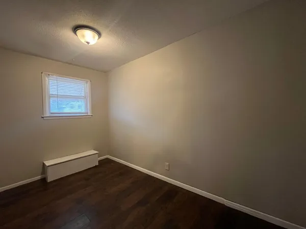$274,900 | 1092 Edgerton Street, St. Paul, MN 55130