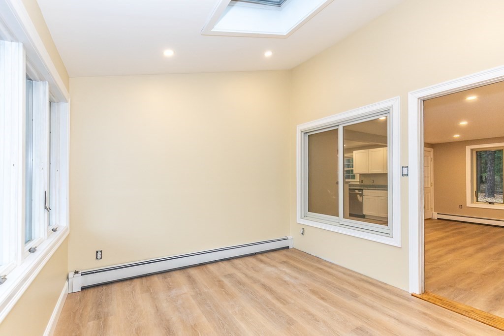 3 Tremont Road Chelmsford, MA 01863 - Photo 12 of 29
