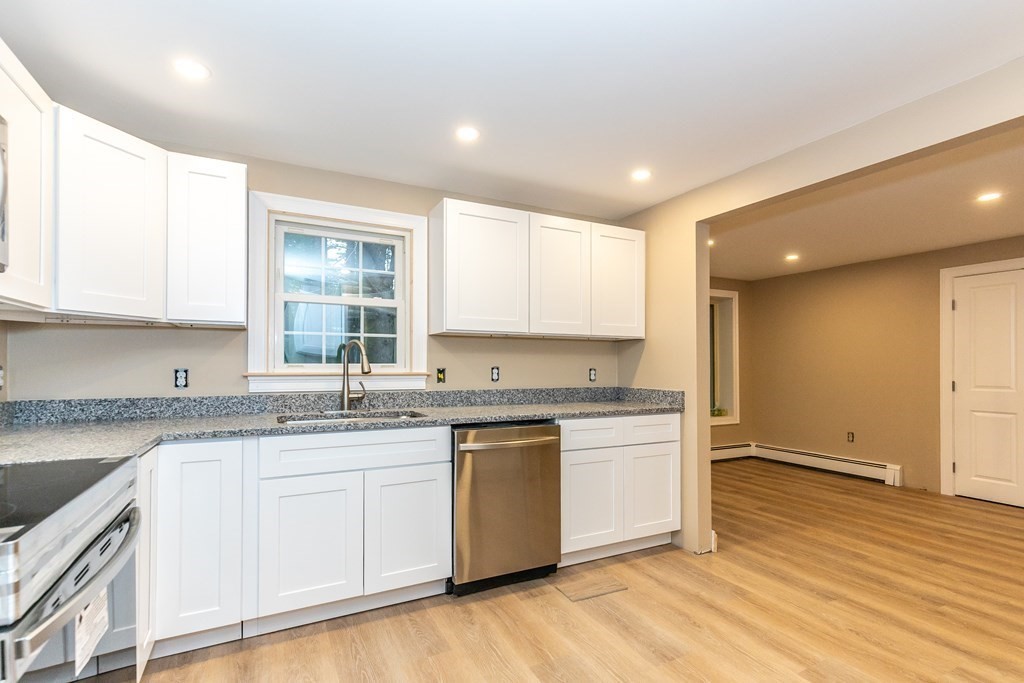 3 Tremont Road Chelmsford, MA 01863 - Photo 5 of 29