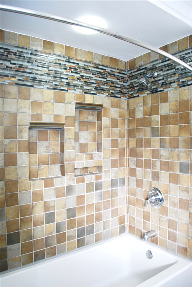 1709 Alpine Road Traverse City, MI 49686 - Photo 7 of 26 1826144-6.JPG