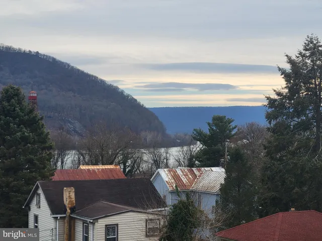 $269,900 | 830 North Lincoln Street, Duncannon, PA 17020