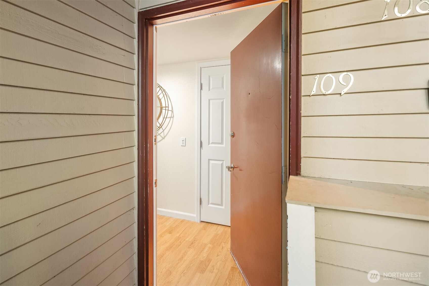 8652 164th Avenue Northeast, Unit C109 Redmond, WA 98052 - Photo 2 of 24