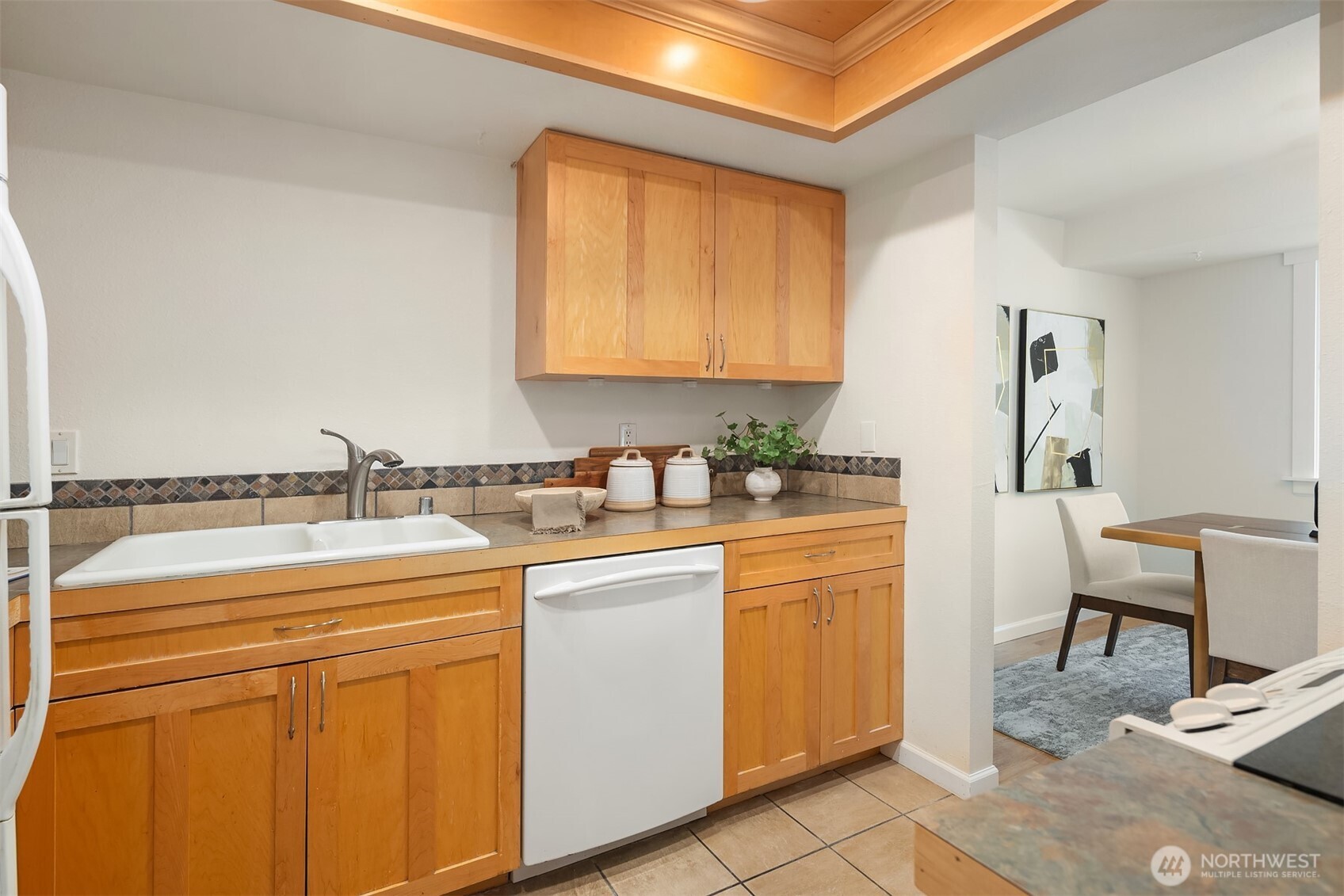 8652 164th Avenue Northeast, Unit C109 Redmond, WA 98052 - Photo 9 of 24