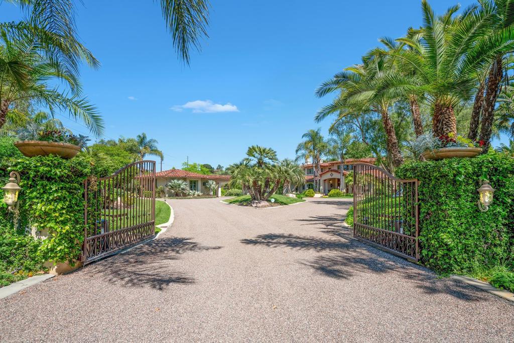 7187 Via De Maya Rancho Santa Fe, CA 92067 - Photo 3 of 10 a view of a street