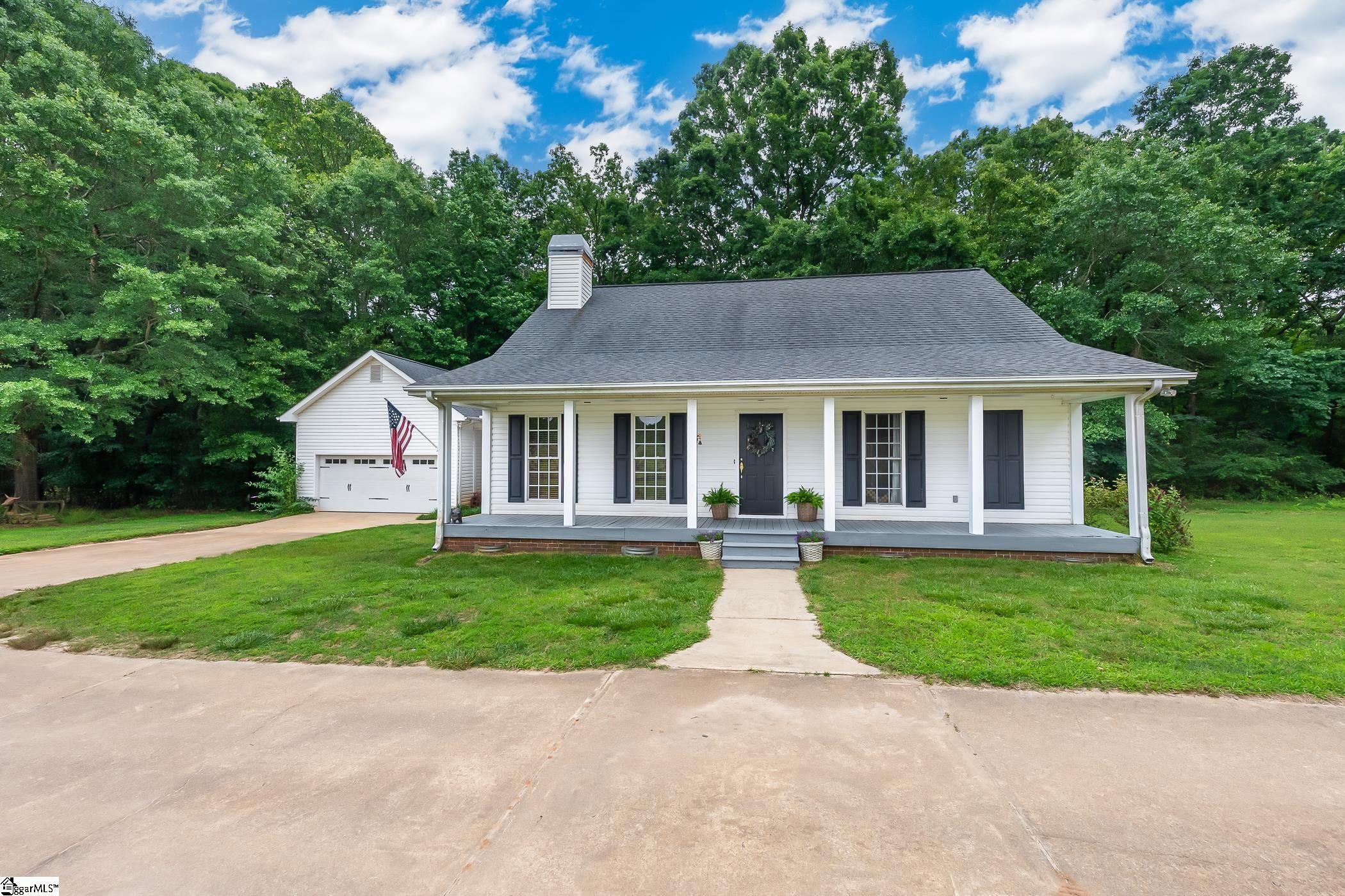 320 Ray Road Piedmont, SC 29673 - Photo 1 of 35