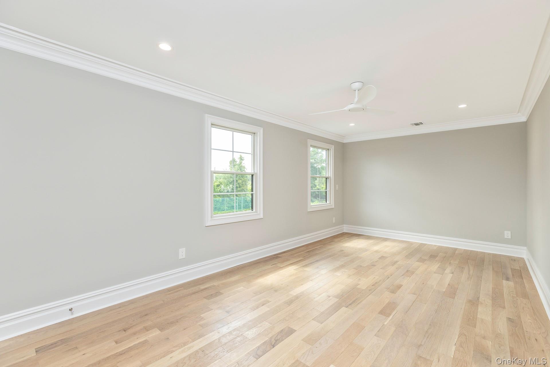 223 Town Line Road Commack, NY 11731 - Photo 21 of 36