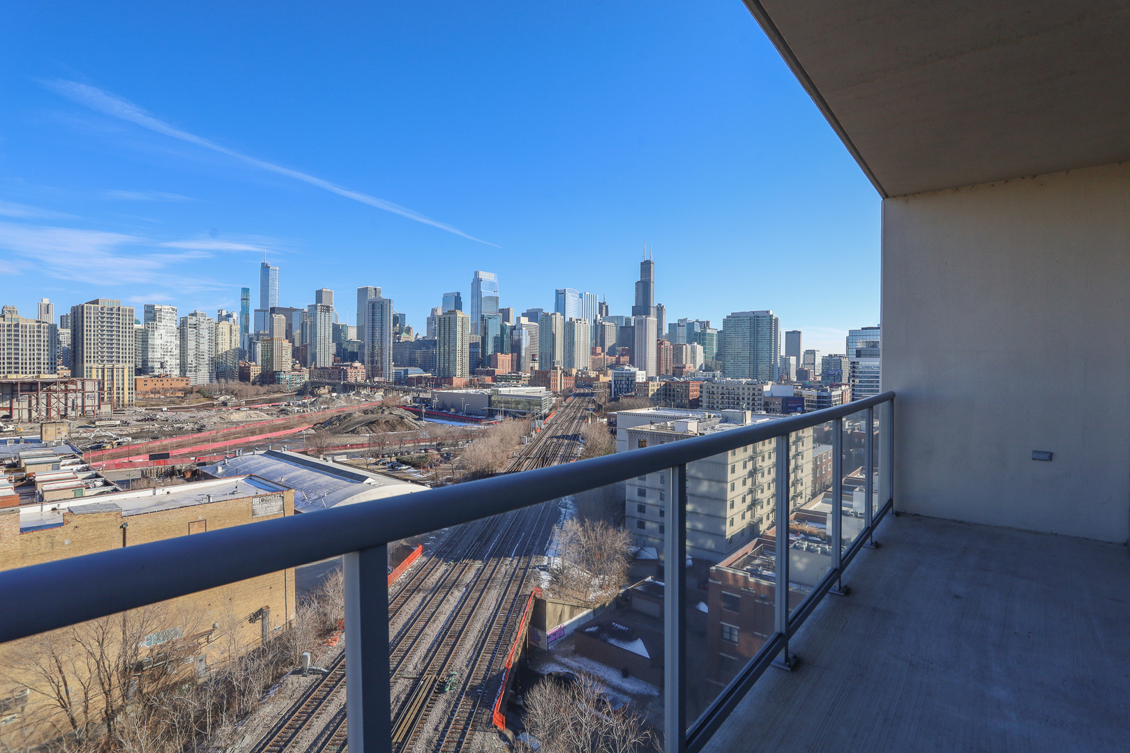 910 West Huron Street, Unit 915 Chicago, IL 60642 - Photo 7 of 23