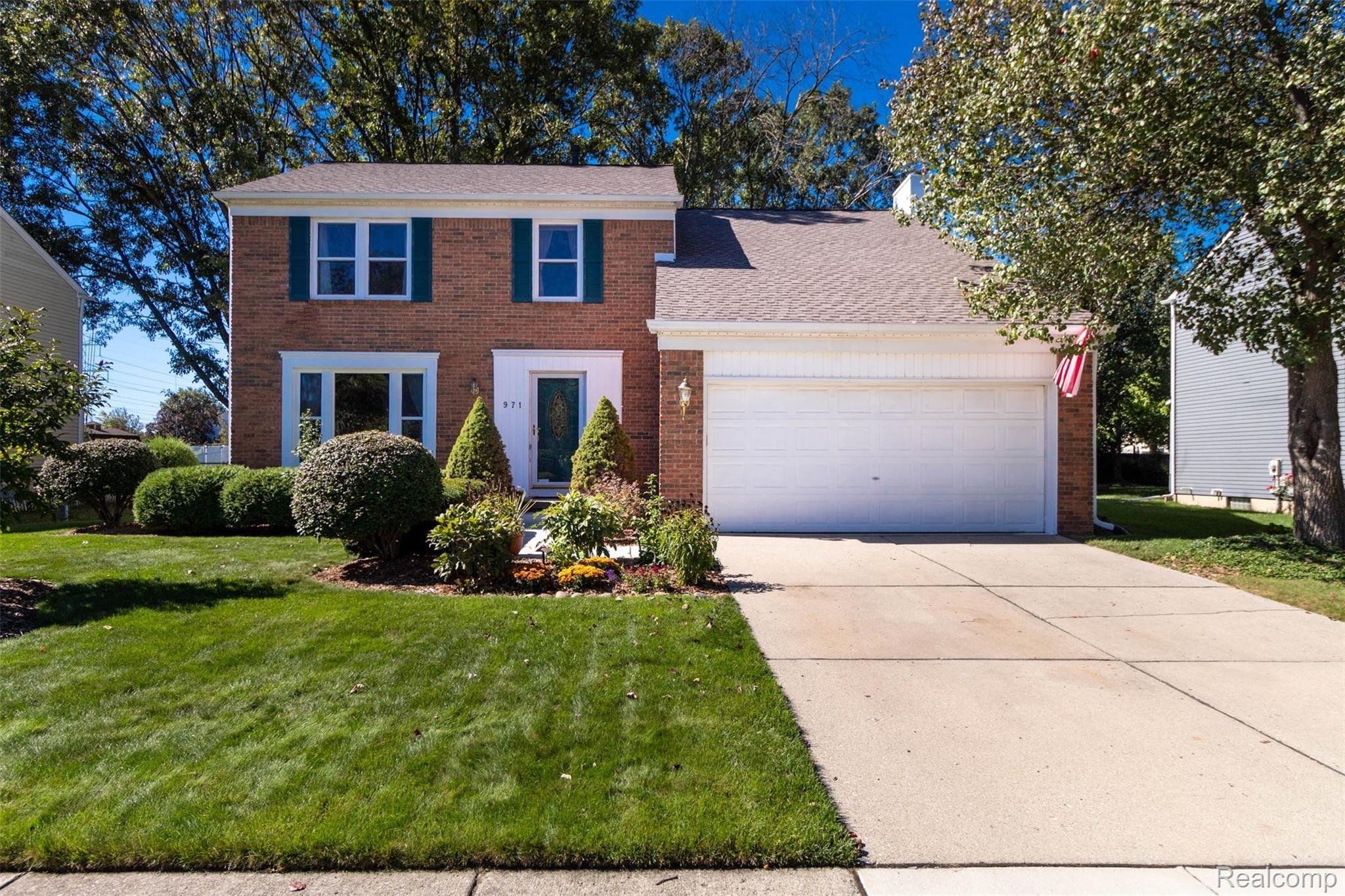 971 Paddington Road Canton, MI 48187 - Photo 1 of 42 1.jpg