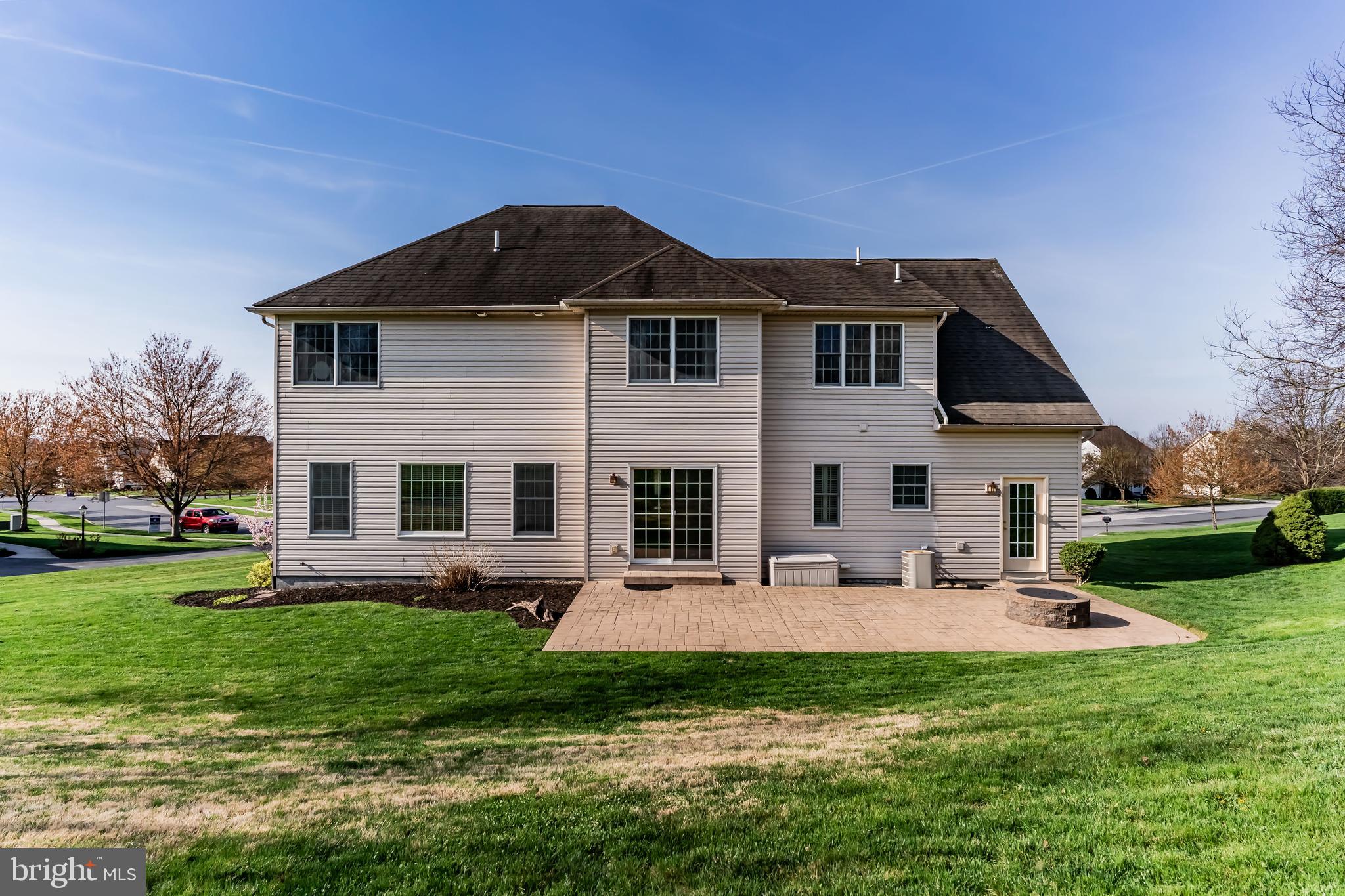 8 Bayberry Road Carlisle, PA 17013 - Photo 6 of 9 a front view of a house with garden