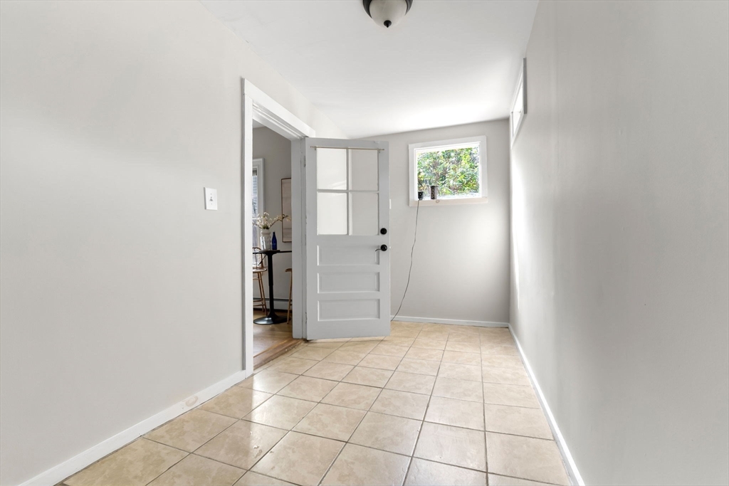 868 Main Street Reading, MA 01867 - Photo 32 of 41 Gallery Image 32