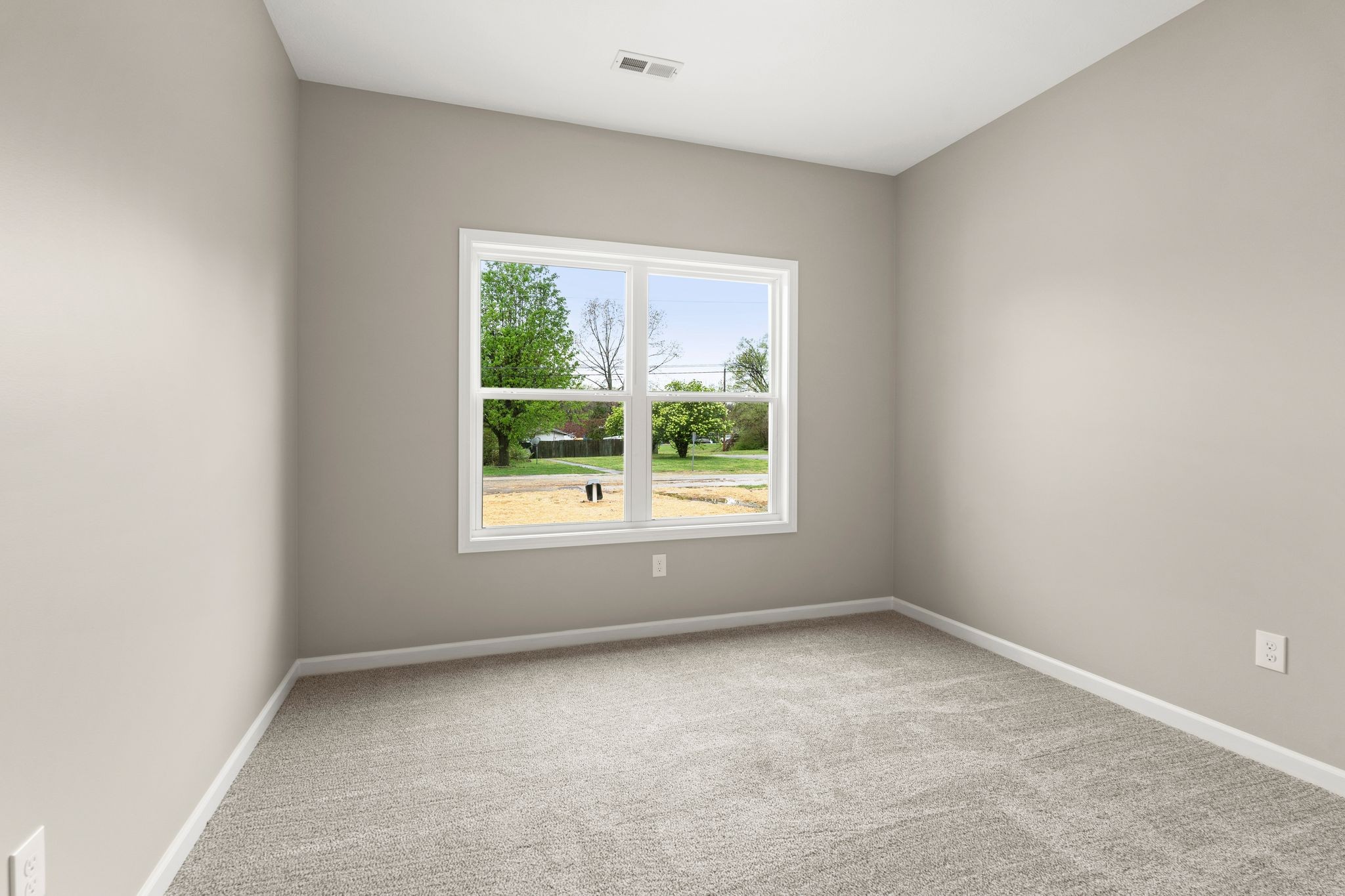 803 Shepard Street South Winchester, TN 37398 - Photo 23 of 33 an empty room with a window