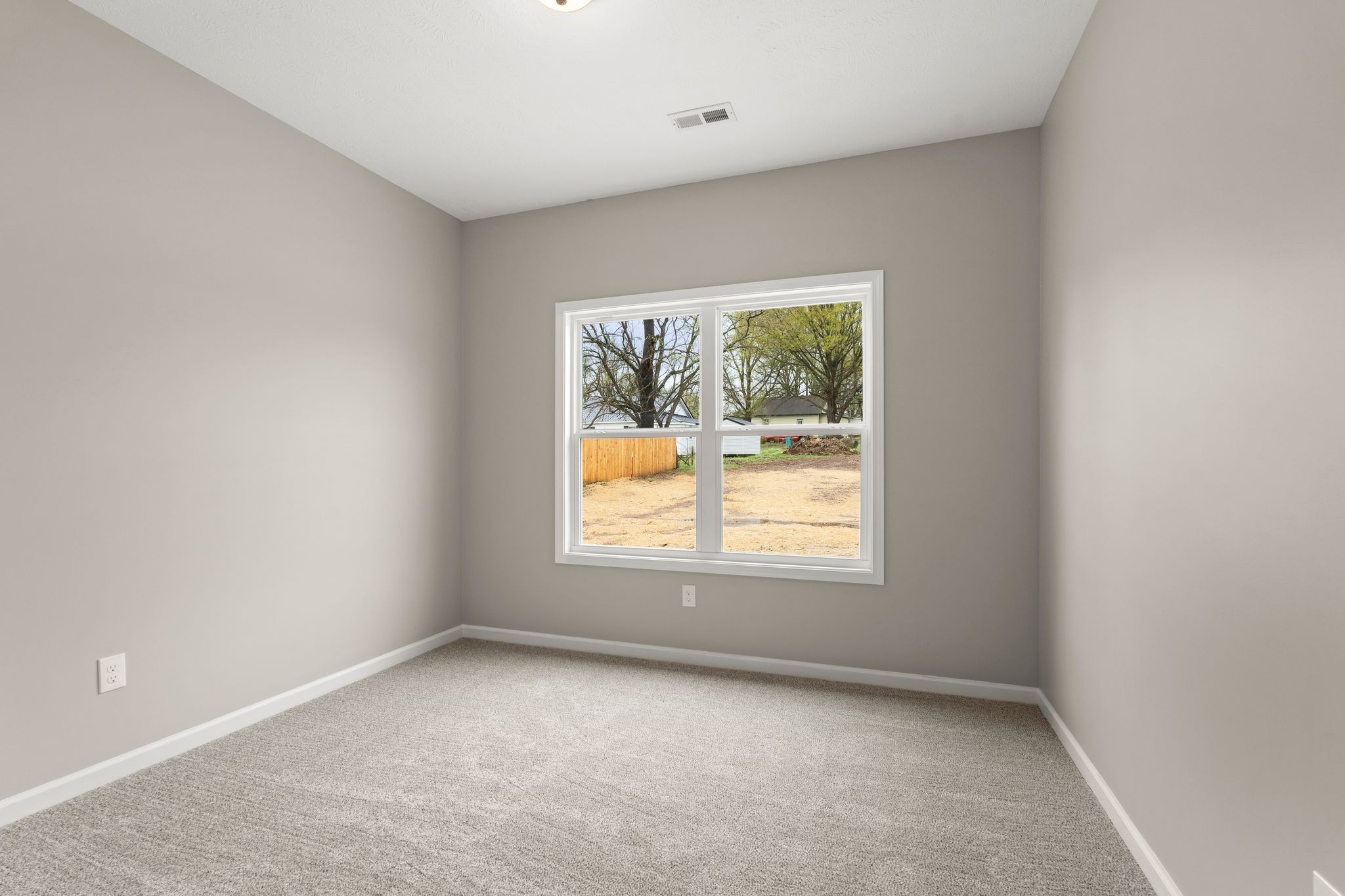 803 Shepard Street South Winchester, TN 37398 - Photo 25 of 33 an empty room with windows