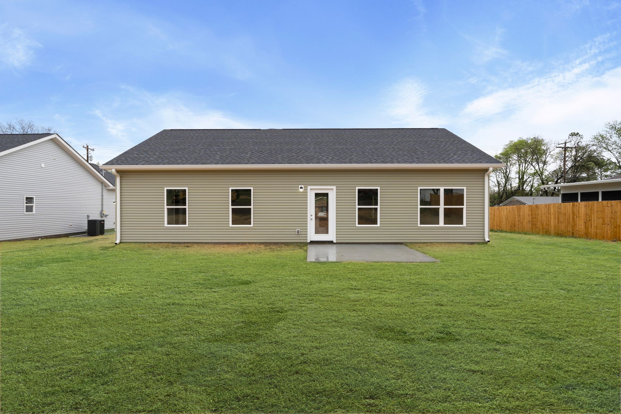 803 Shepard Street South Winchester, TN 37398 - Photo 32 of 33 a view of a backyard of the house