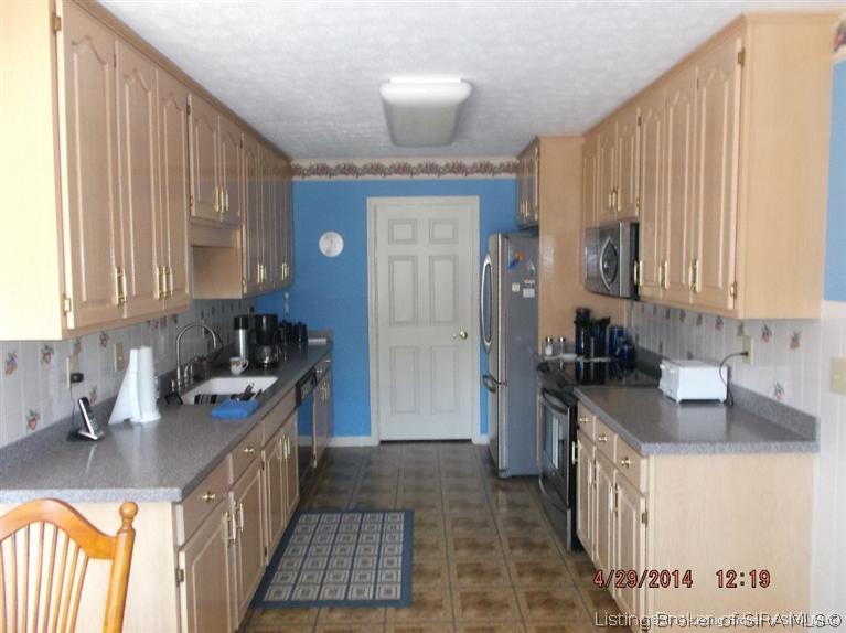 7272 High Jackson Road Charlestown, IN 47111 - Photo 8 of 29 Gallery Image 8