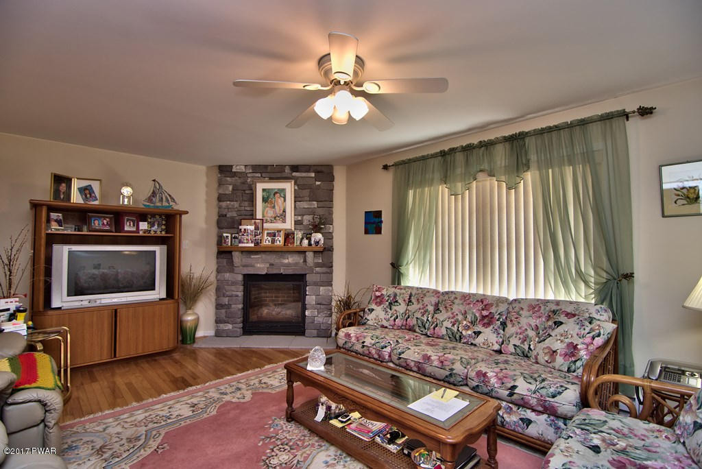 3315 Northgate Road Lake Ariel, PA 18436 - Photo 2 of 73