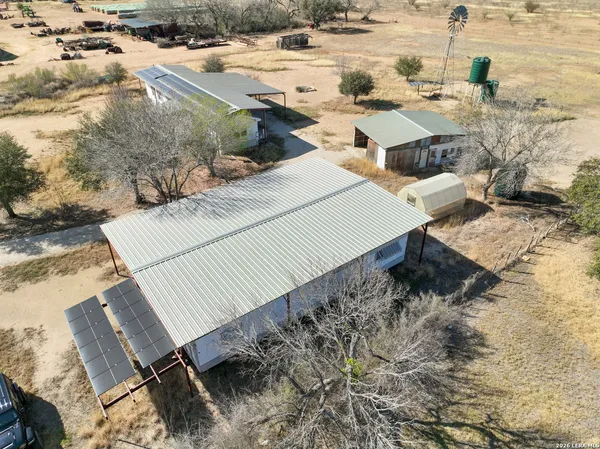 $240,000 | 4919 County Road 545, Devine, TX 78016