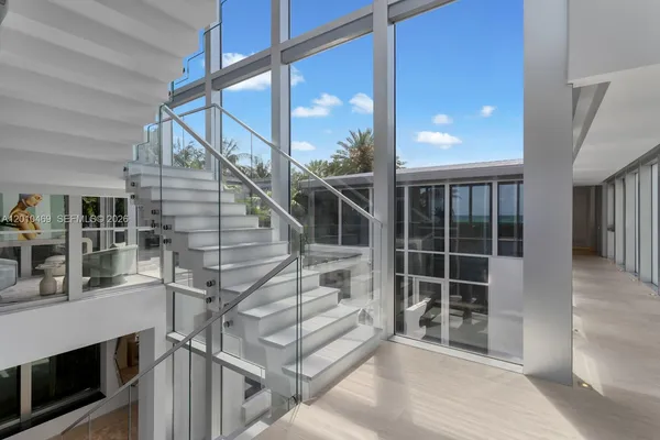 $24,990,000 | 7815 Atlantic Way, Miami Beach, FL 33141