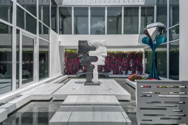 $24,990,000 | 7815 Atlantic Way, Miami Beach, FL 33141