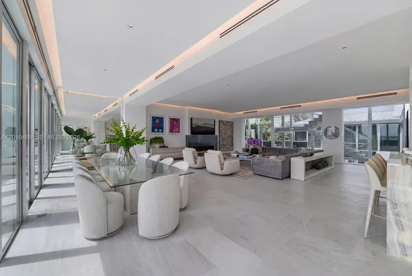 $24,990,000 | 7815 Atlantic Way, Miami Beach, FL 33141