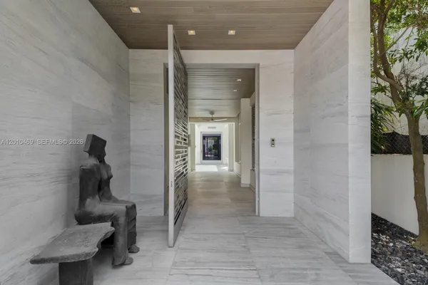 $24,990,000 | 7815 Atlantic Way, Miami Beach, FL 33141