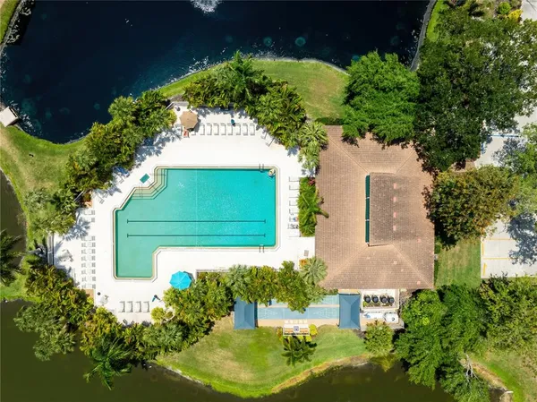 $1,900 | 5685 Ashton Lake Drive, Unit 5685, Sarasota, FL 34231