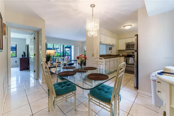 $1,900 | 5685 Ashton Lake Drive, Unit 5685, Sarasota, FL 34231