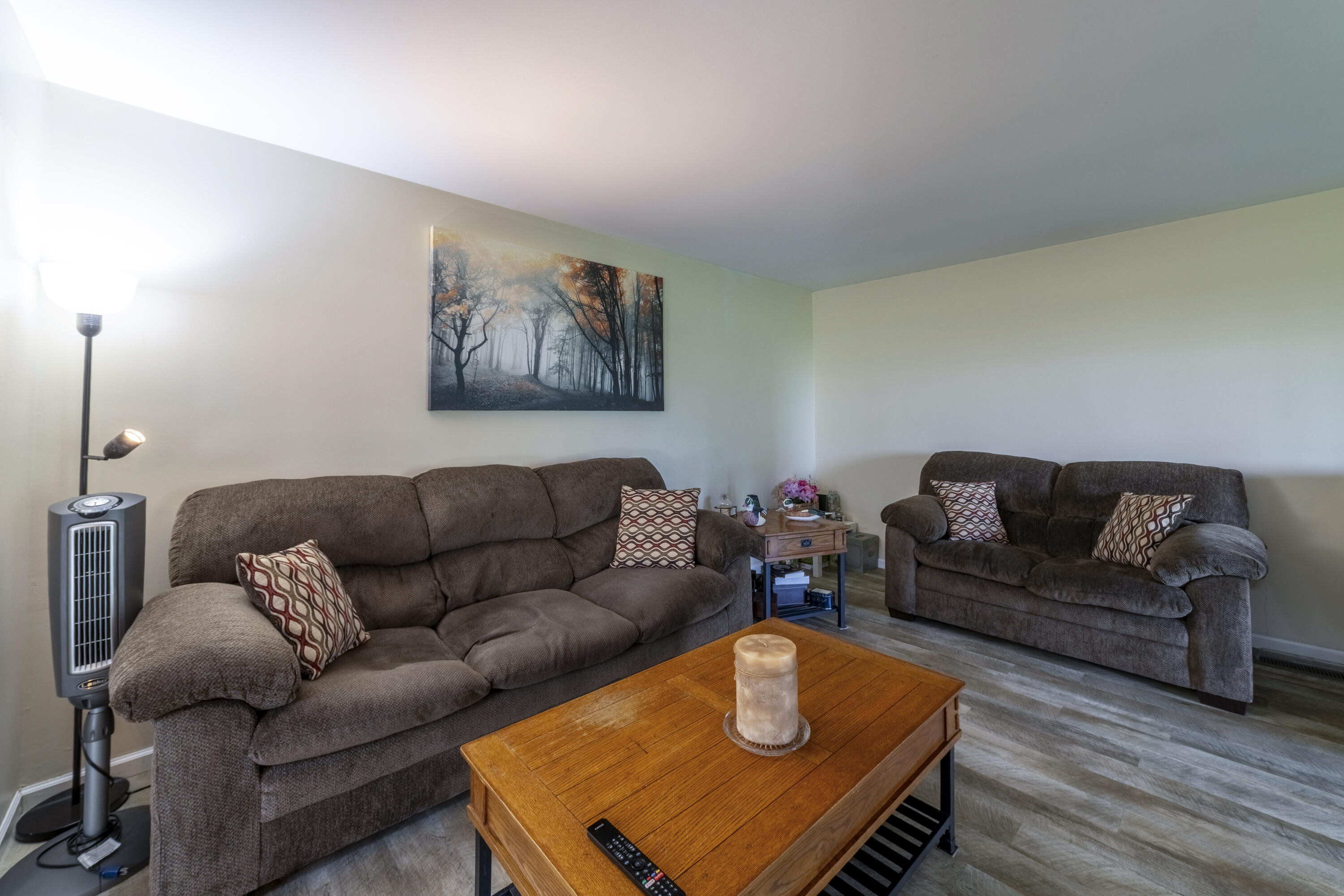 1193 Millpond Road Valparaiso, IN 46385 - Photo 12 of 20 3000x2001