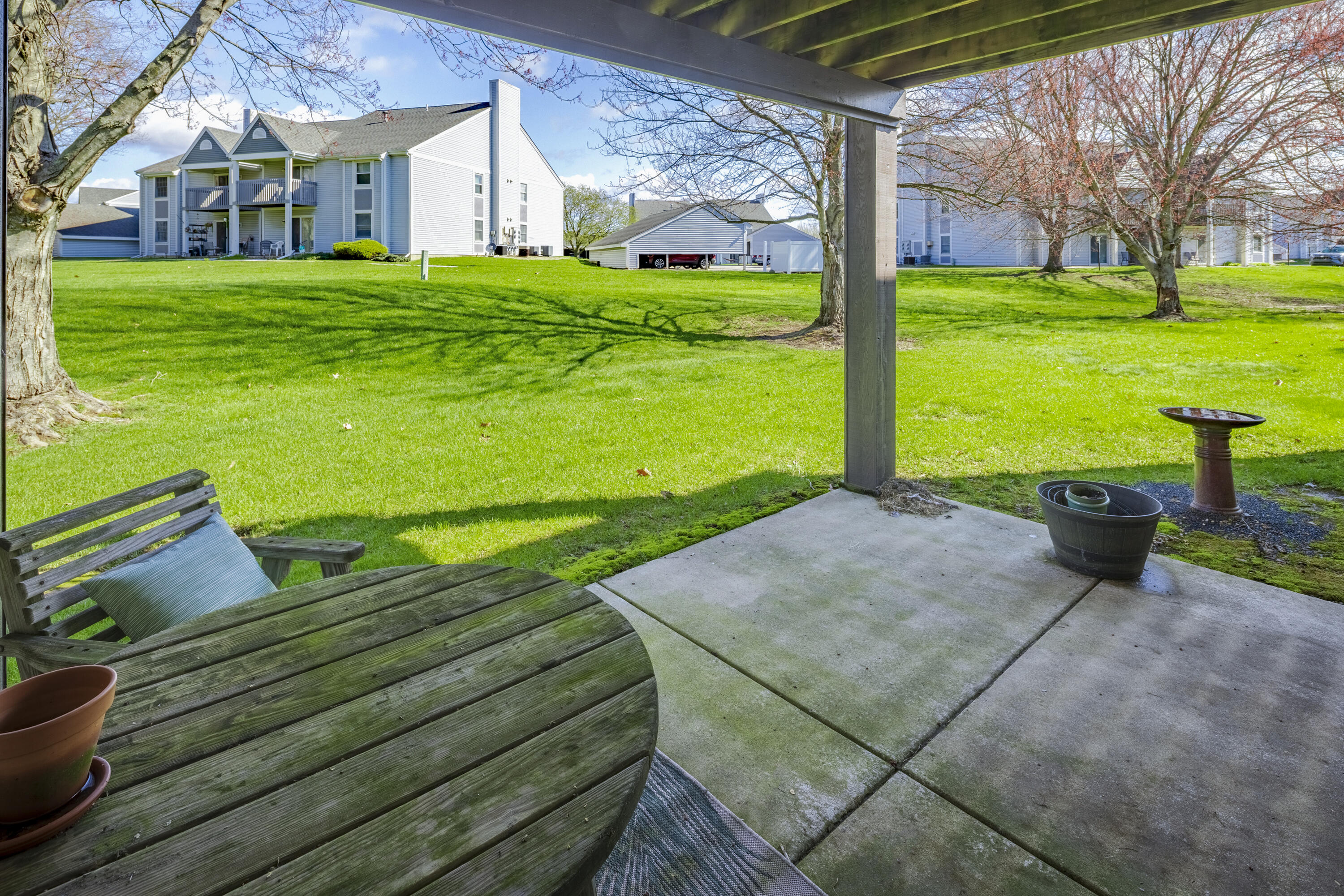 1193 Millpond Road Valparaiso, IN 46385 - Photo 17 of 20 3000x2001