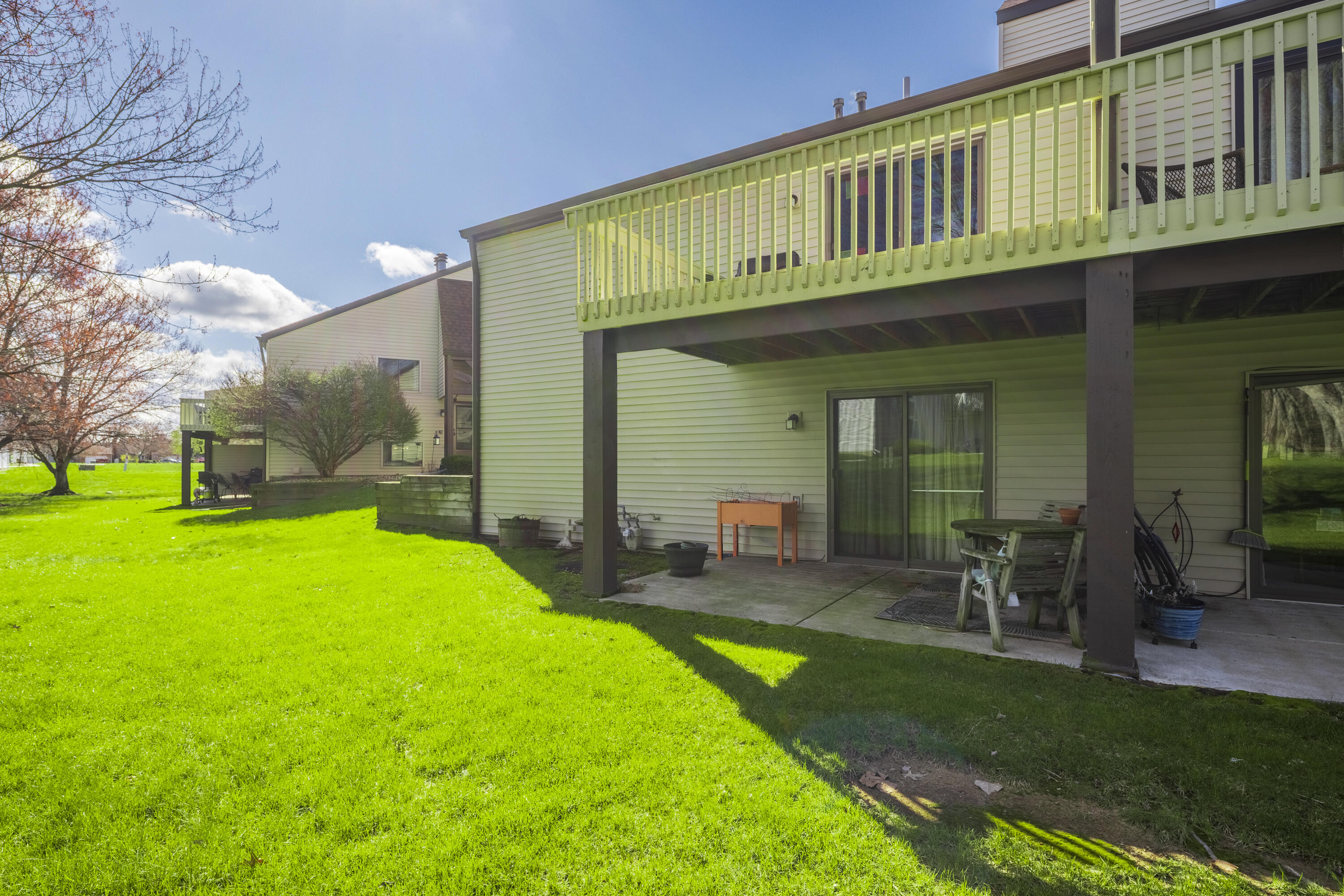 1193 Millpond Road Valparaiso, IN 46385 - Photo 18 of 20 3000x2001