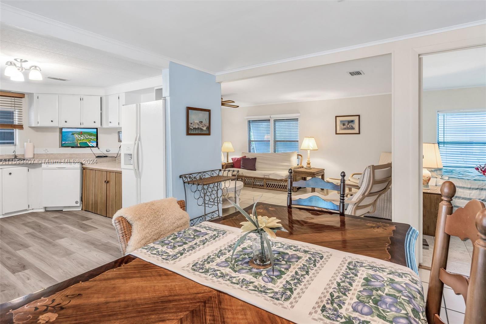 930 South Silver Circle Key Largo, FL 33037 - Photo 8 of 38 Gallery Image 8