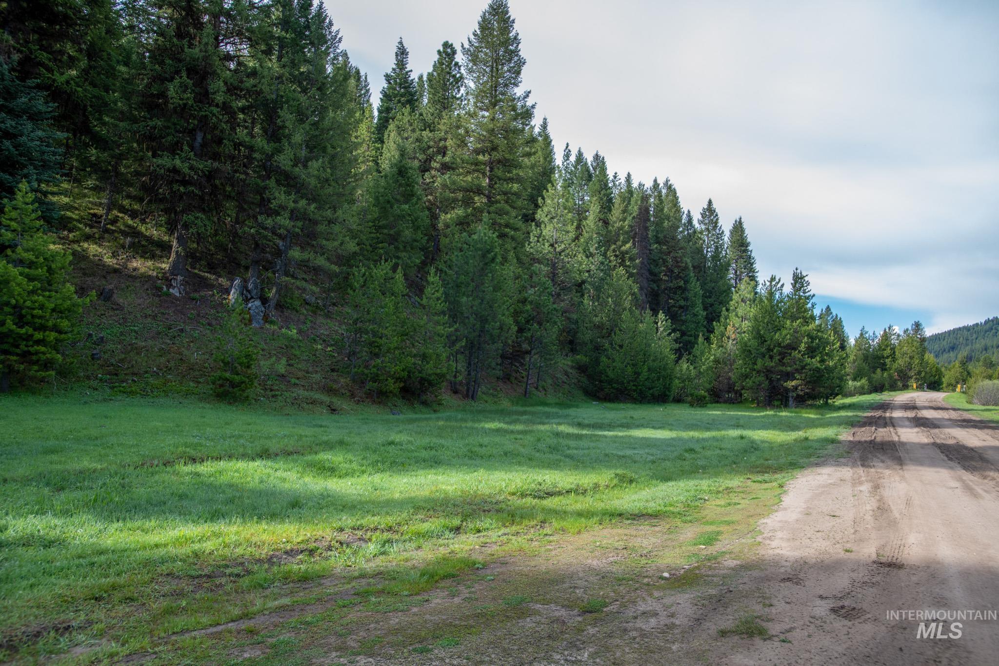 41 Clear Creek Road Cascade, ID 83611 - Photo 5 of 9