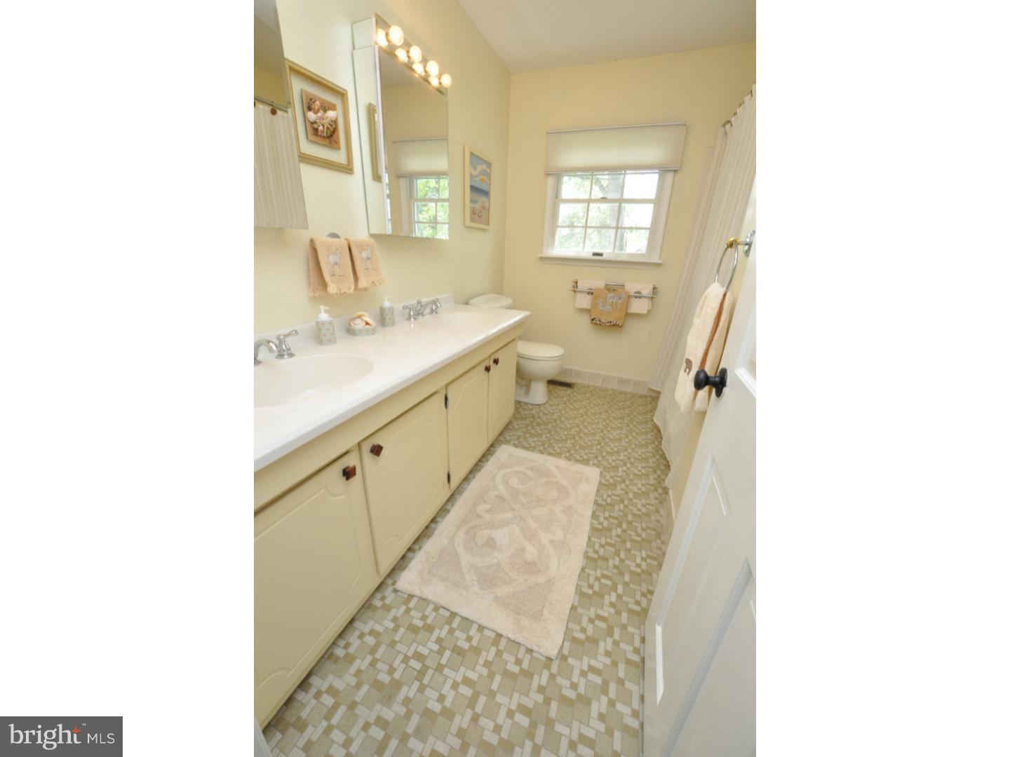 744 Grant Road Mount Laurel, NJ 08054 - Photo 18 of 23