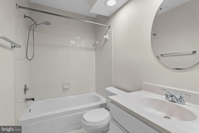 $1,999 | 3321 Sir Thomas Drive, Silver Spring, MD 20904