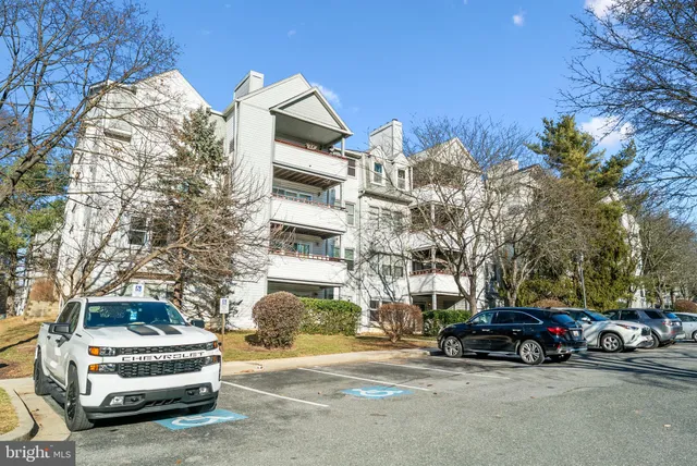 $1,999 | 3321 Sir Thomas Drive, Silver Spring, MD 20904