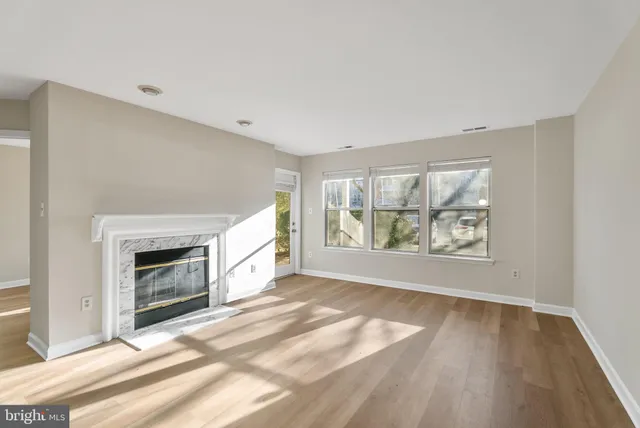 $1,999 | 3321 Sir Thomas Drive, Silver Spring, MD 20904