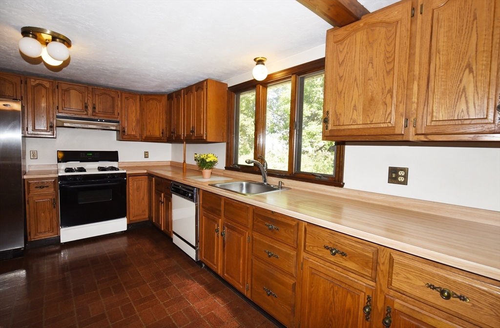 12 South Pond Road Plymouth, MA 02360 - Photo 20 of 29