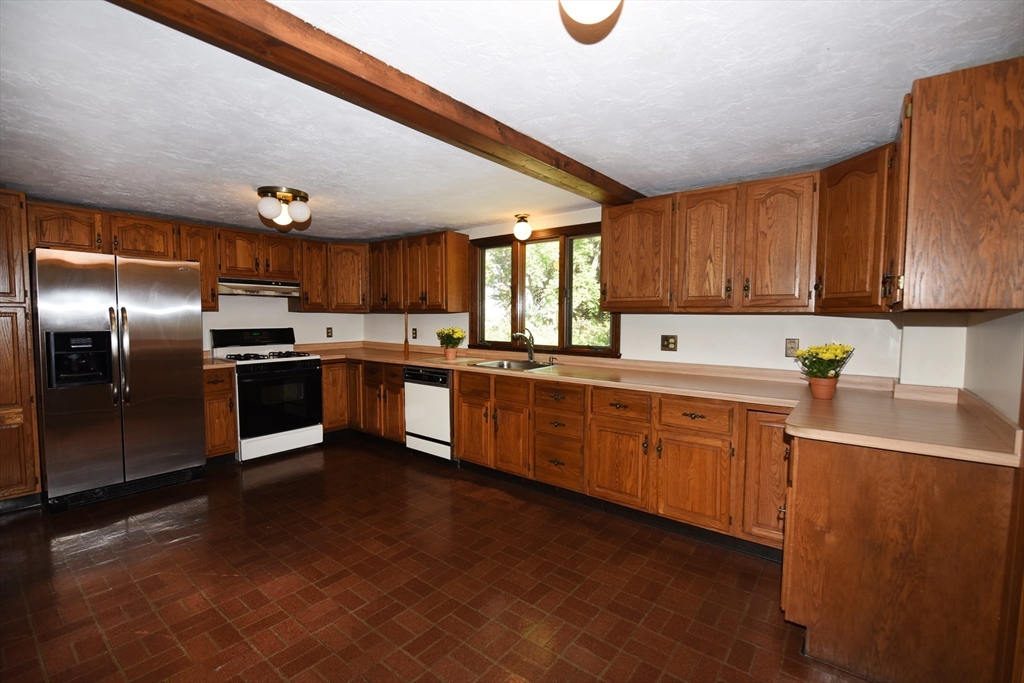 12 South Pond Road Plymouth, MA 02360 - Photo 22 of 29