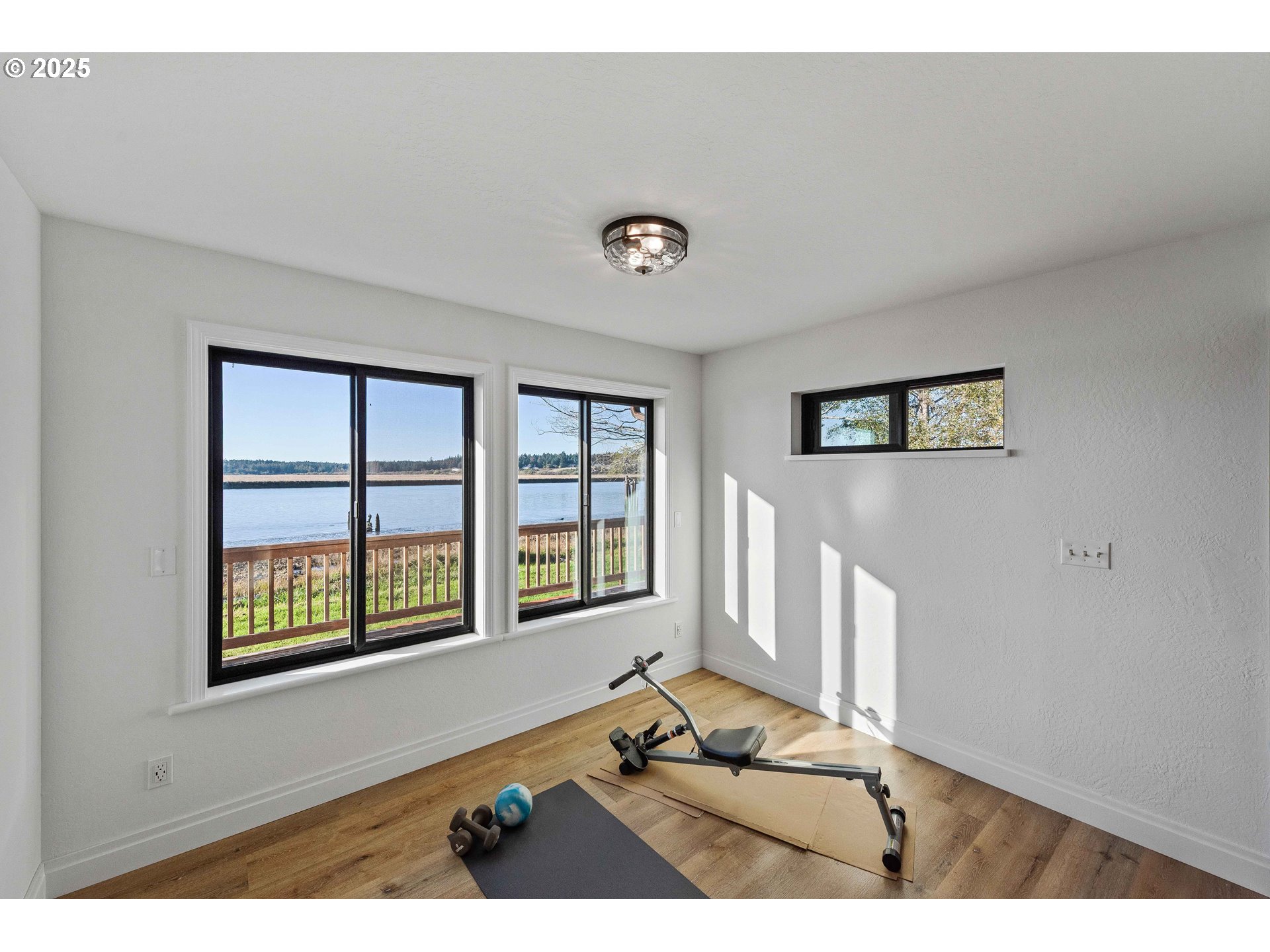 57555 Parkersburg Road Bandon, OR 97411 - Photo 19 of 48