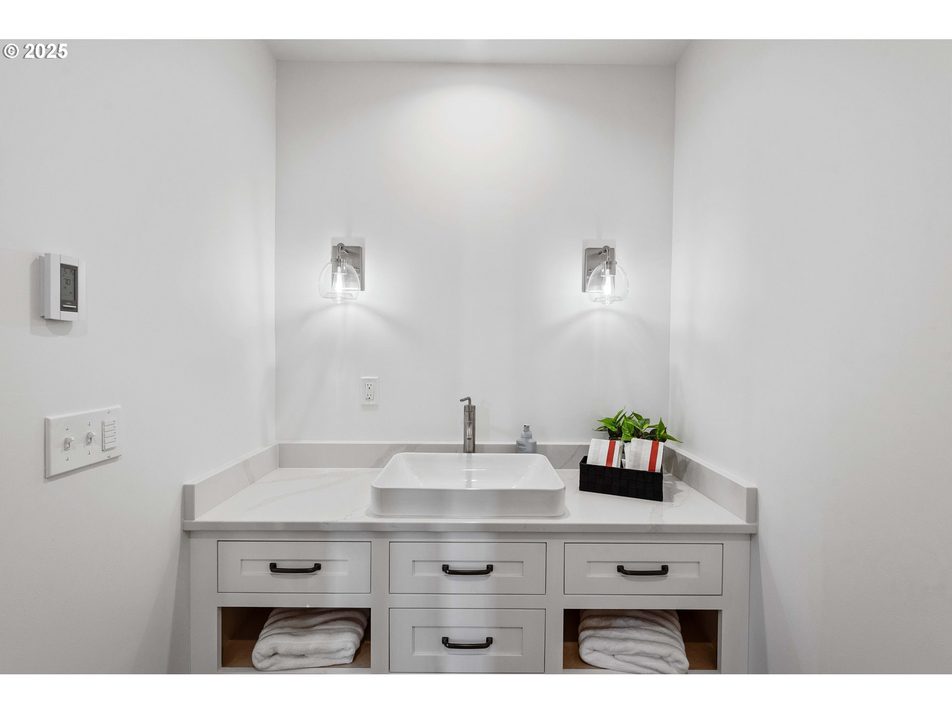 57555 Parkersburg Road Bandon, OR 97411 - Photo 21 of 48