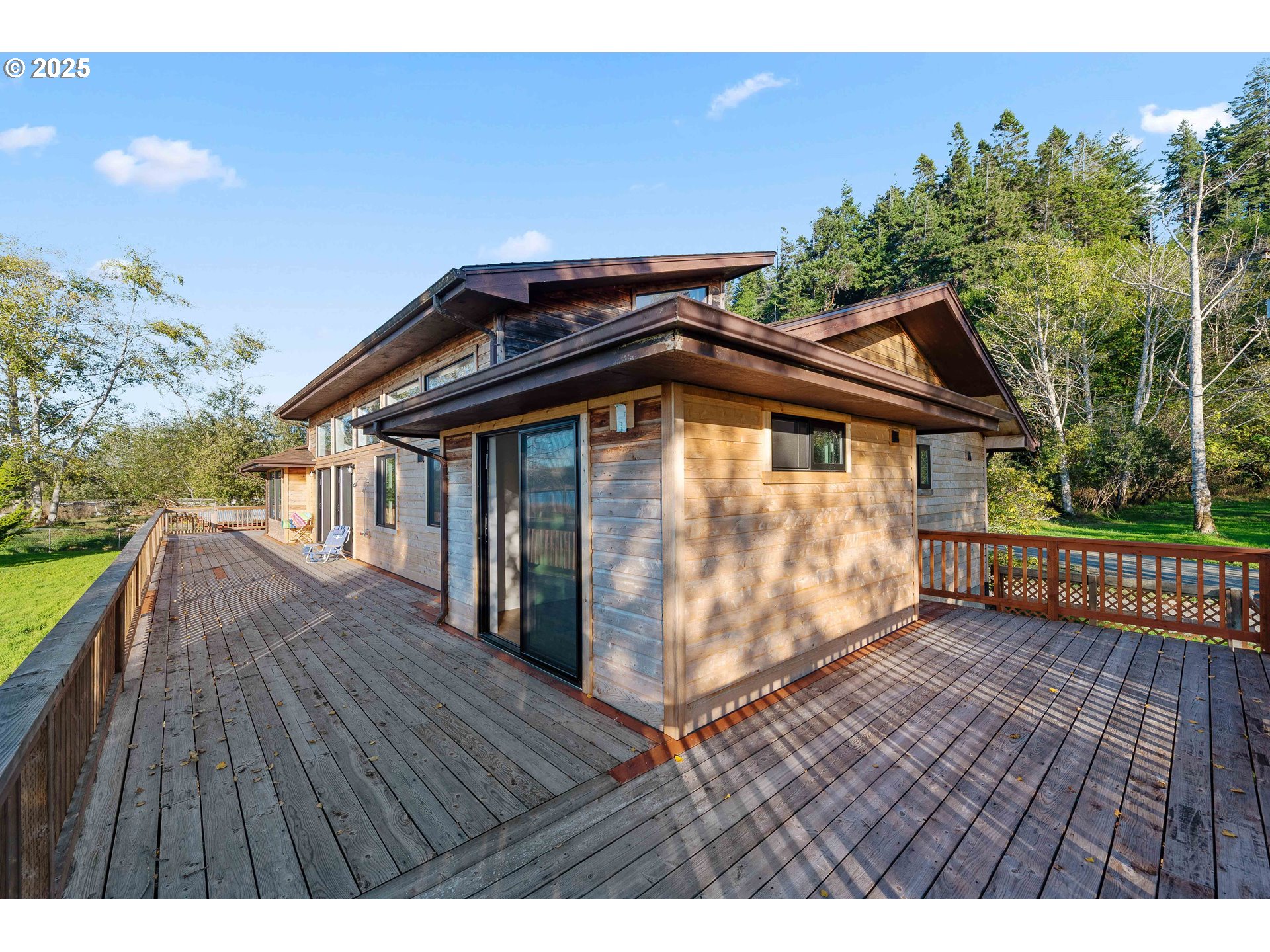 57555 Parkersburg Road Bandon, OR 97411 - Photo 40 of 48