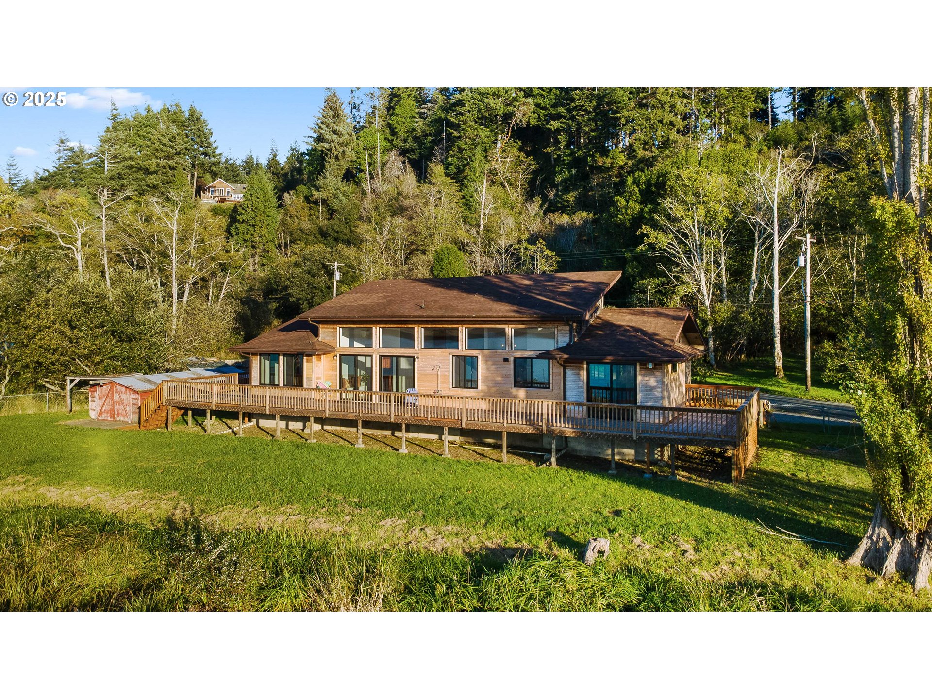 57555 Parkersburg Road Bandon, OR 97411 - Photo 5 of 48