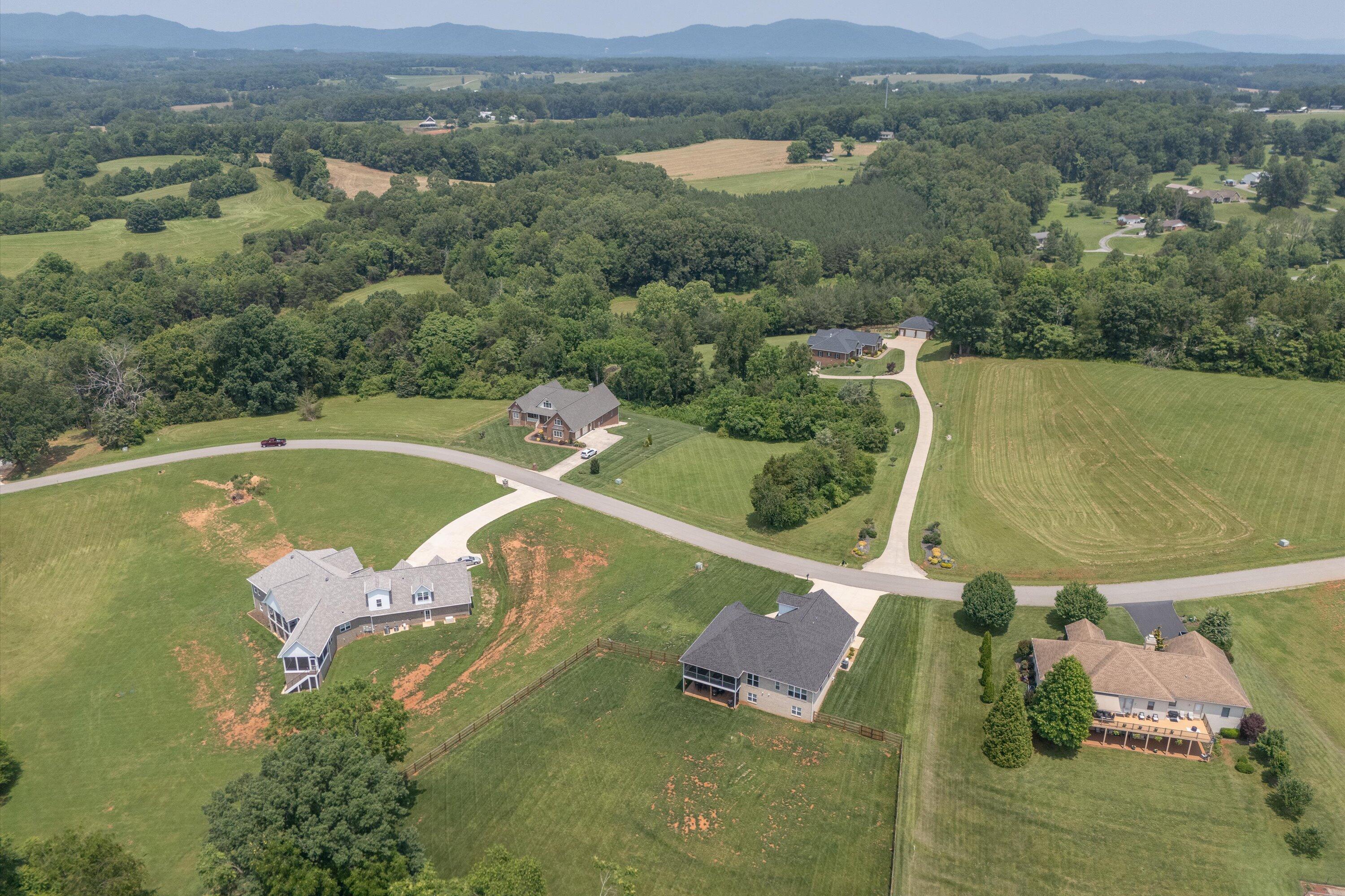 371 Nyle Ridge Road Wirtz, VA 24184 - Photo 69 of 75 69-06112025 (1 of 1)-2