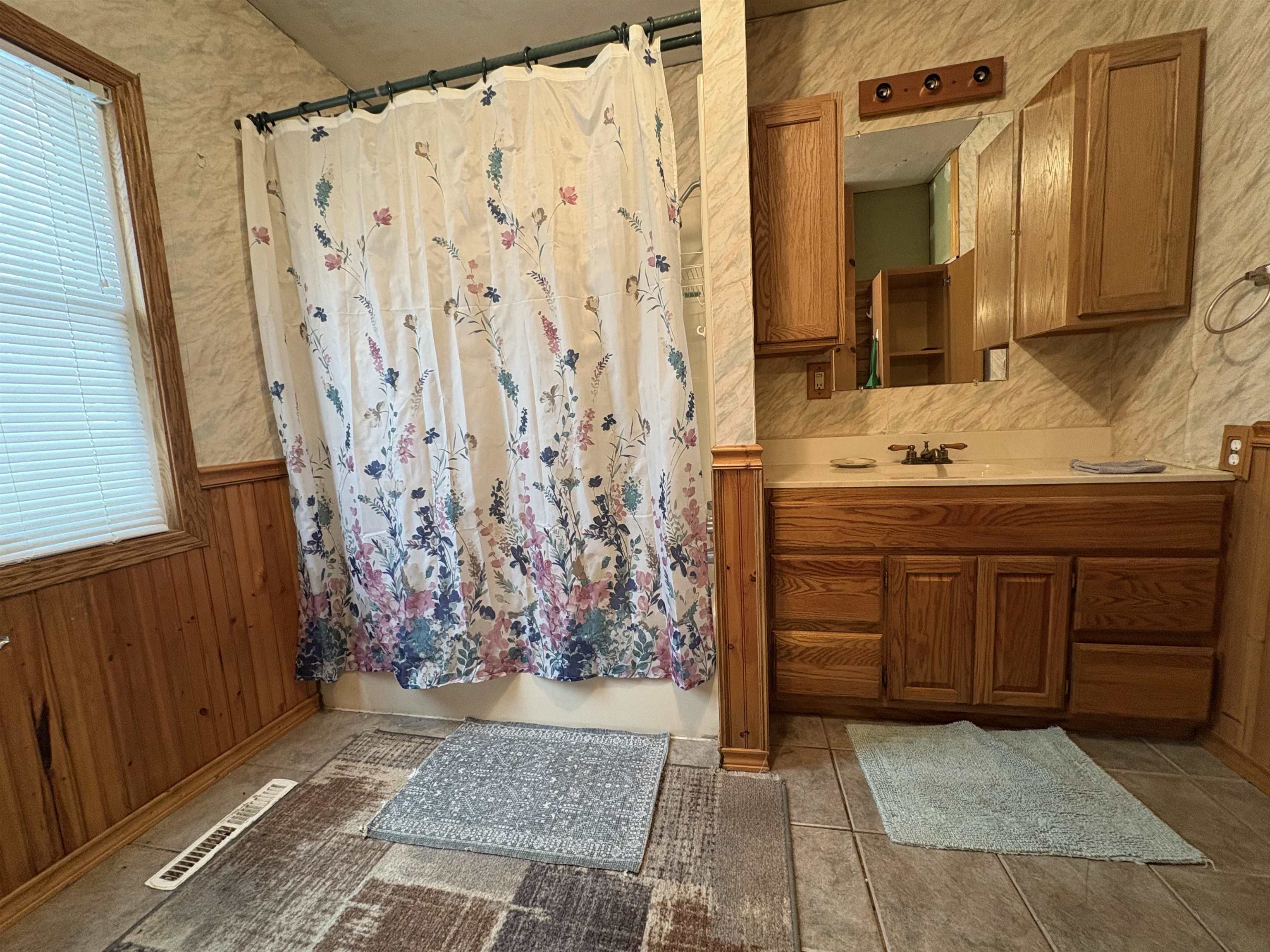 1060 Oak Street Plain, WI 53577 - Photo 12 of 32