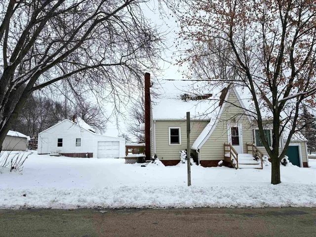 $130,000 | 1060 Oak Street, Plain, WI 53577