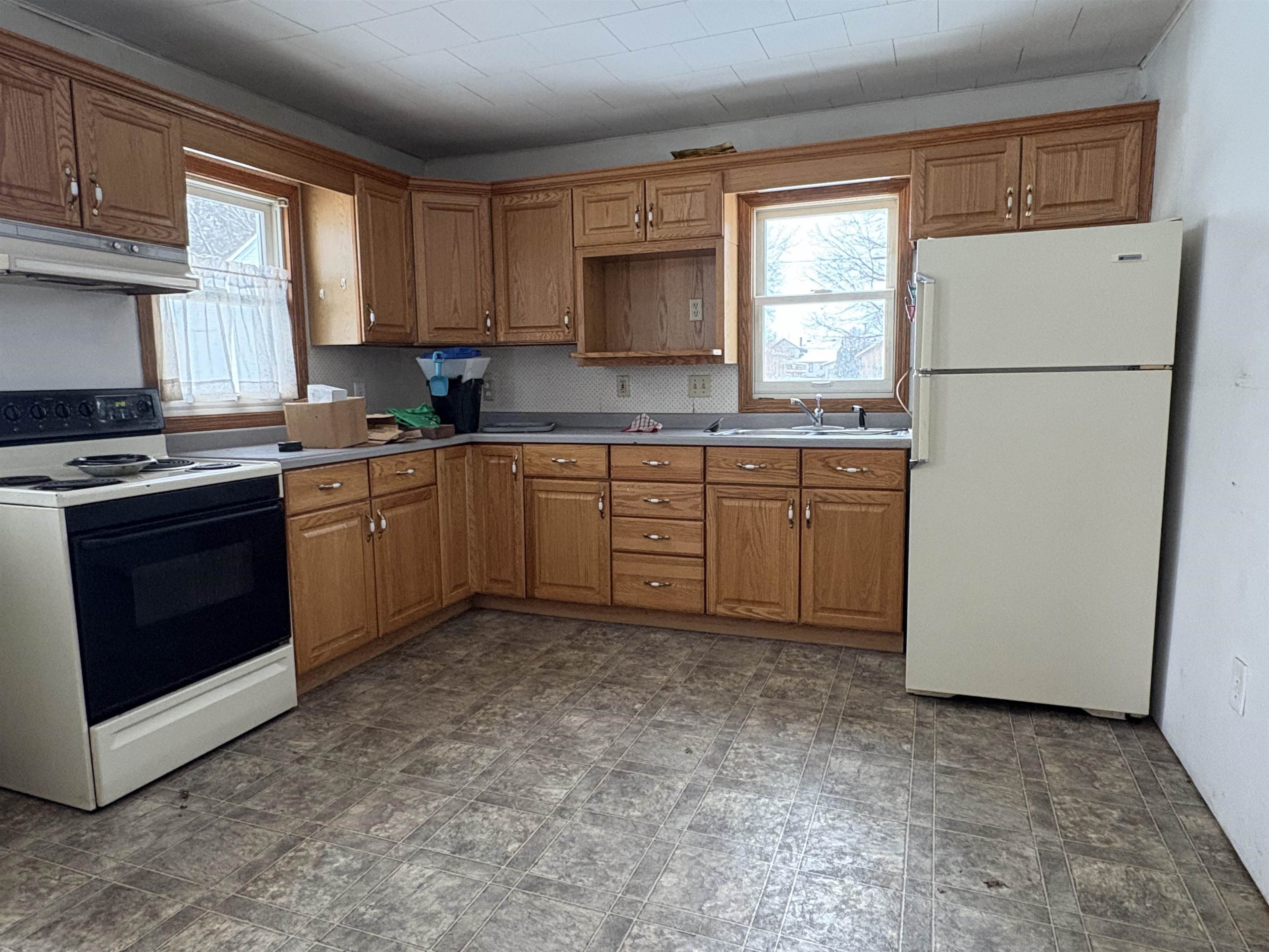 1060 Oak Street Plain, WI 53577 - Photo 10 of 32